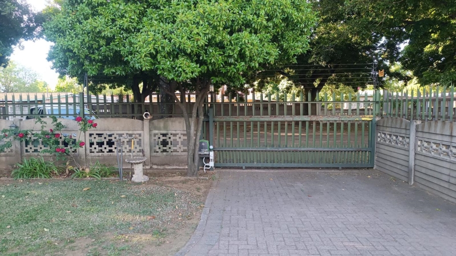 3 Bedroom Property for Sale in Sasolburg Ext 1 Free State